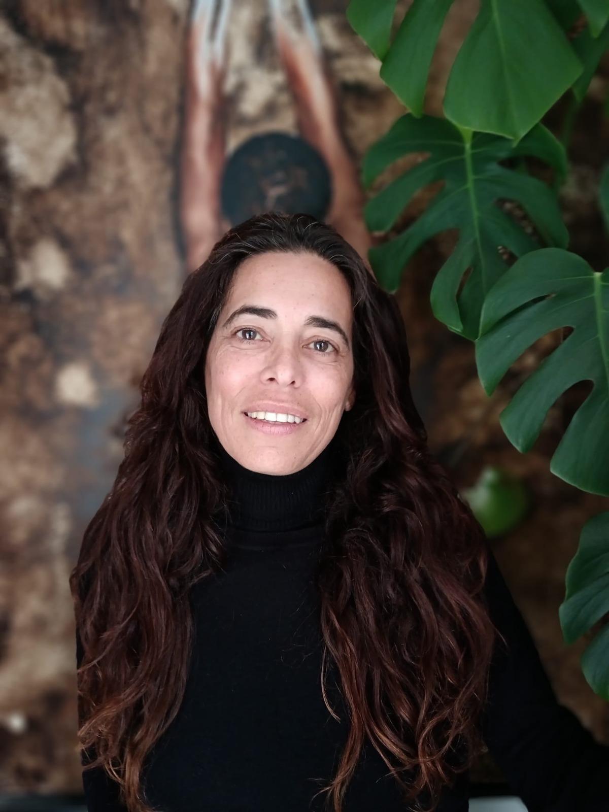 Marta Giménez Martínez, ganadora del II Premio Internacional de Poesía - Noticia Puerto de motril